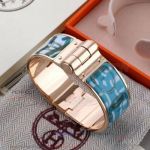 Perfect Replica Hermes Wide Bracelet In Printed Enamel With Rose Gold Plated